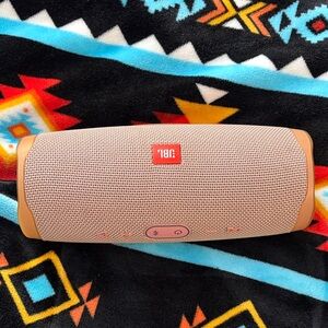 JBL Bluetooth Speaker - Pink